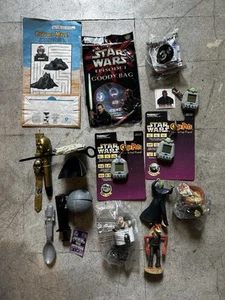 VINTAGE KONVOLUT 44 STAR WARS SAMMLERSTÜCKE PEZ, TASSEN, SPIELZEUG, GIGAPETS ETC UNGETESTET - Bild 1 von 24