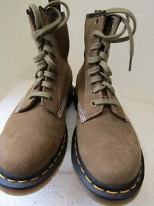 Dr. Martens airWait bouncing Boots Damen, Leder, Grün, Top, Gr. 37 - Bild 1 von 7