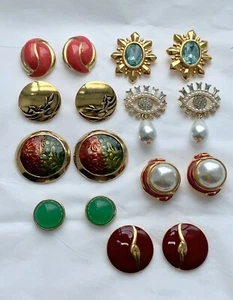 Vintage 90s Goldtone Enamel Lucite Faux Pearl Post Earrings Trifari Avon Burch - Picture 1 of 9