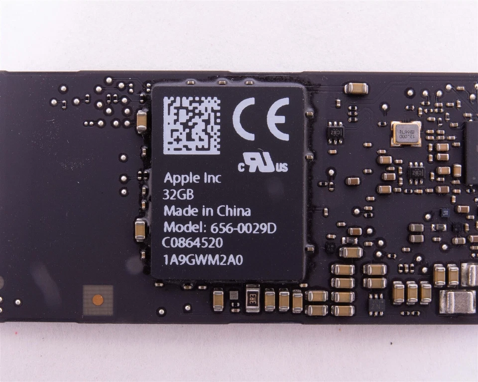 32GB SSD Apple OEM Toshiba - APPLE iMac Late 2015 656-0029 - Image 1 of 3