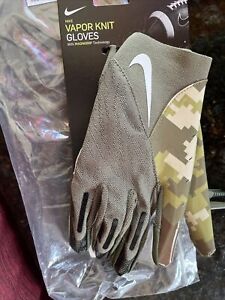 1 Pair Of Nike VK 4 NFL Football Gloves New NFL Men 3XL Salute The Services