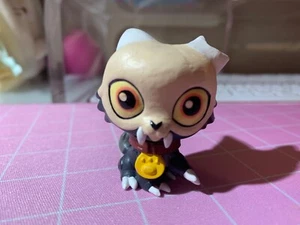 Littlest Pet Shop OOAK Custom King - Das Eulenhaus Disney - Bild 1 von 3