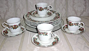 Christmas Bounty China by A.M.C. – 4 Plates, Cups, Saucers - NEW! MAKE OFFER! - Picture 1 of 11