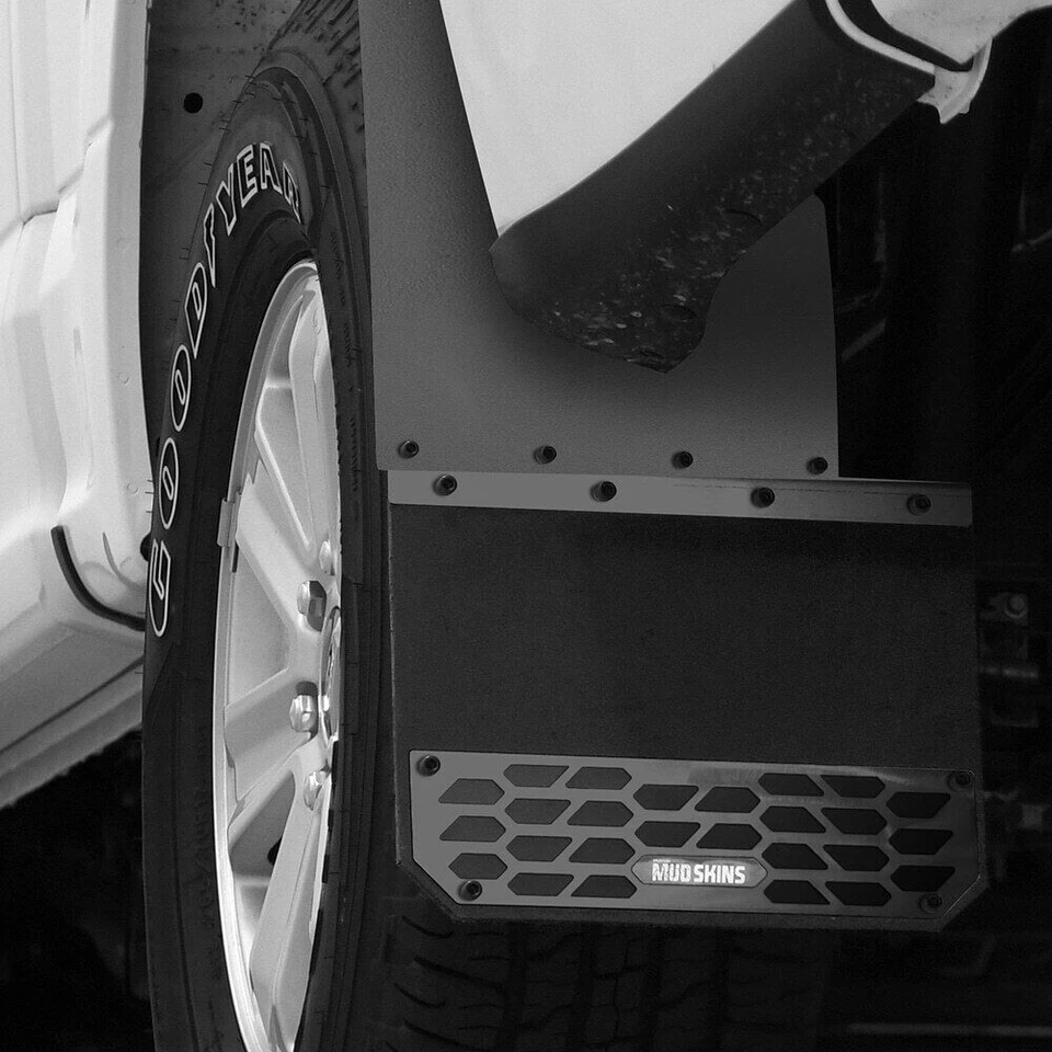 Putco 78510 Front Solid Black Mud Skins for 2015-2024 Ford F-150 Foto 1 de 1