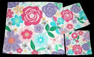 3 Kassafina Big Bold Colorful Spring Flowers Bumble Bees Decorative Towel Set