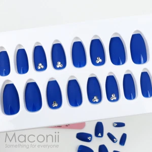 Press On Nails Ataúd Poise - Kit de puntas de uñas de cristales de plata real mate - Imagen 1 de 6