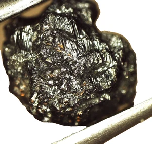 Diamante natural NEGRO en bruto de 0,4 a 0,7 CTS - Imagen 1 de 7