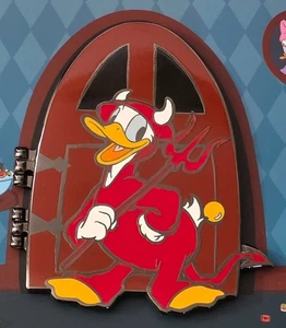 Loungefly Disney Donald Duck Trick-or-Treat Hinged LE 1000 Pin Halloween Nephews - Picture 1 of 8