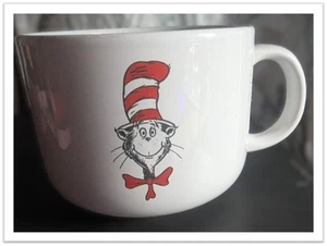 🌟 Dr. Seuss Cat in the Hat Mug – 20 oz of Whimsy & Wonder! 🌟 - Picture 1 of 6