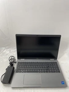 Dell Latitude 5520 15.6" i7 | 16GB 512GB-SSD | Fair Condition* - Picture 1 of 1