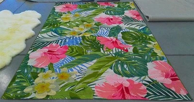 GREEN / PINK 6'-6" x 9'-4" Flaw in Rug, Reduced Price 1172776353 BAR516X-6 - Image 1 of 4