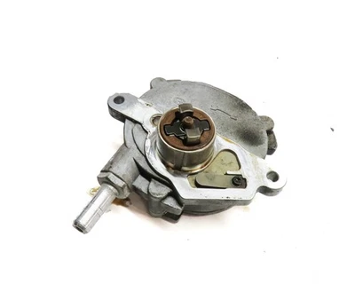 Mercedes Benz C250 SLK250 2012-2015 (W204 R172) TRACCIÓN TRASERA 1,8 L TURBO BOMBA DE VACÍO DE FRENO Foto 1 de 4