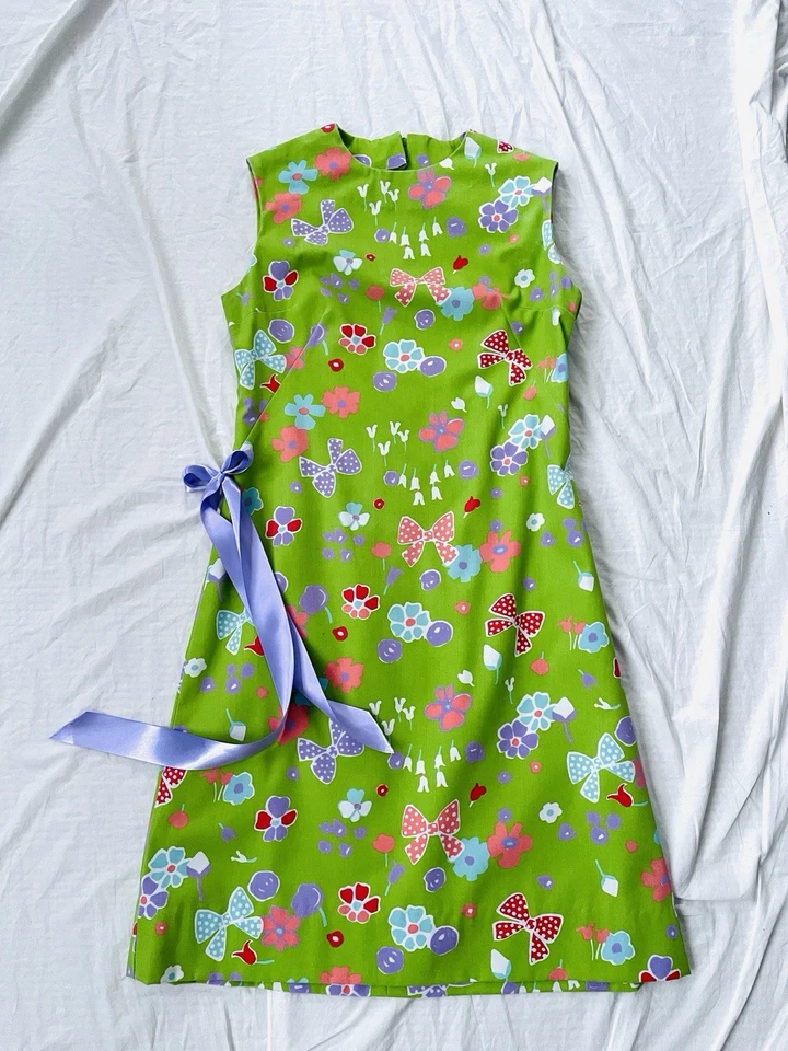 Vintage 1960s Green Retro Psychedelic Floral Bows Ribbon Mini Dress Mod Scooter - Image 1 of 4