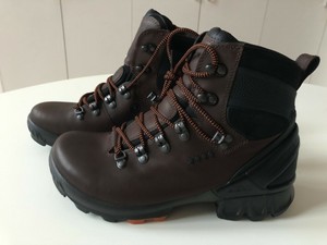 ecco mens boots uk