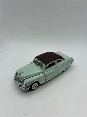 FRANKLIN COMO NUEVO 1/43 DIECAST "1951 MERCURY MONTEREY CUPÉ". SERIE CLÁSICA AÑOS 50 Foto 1 de 4