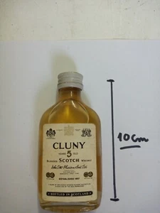 Années '60 '70 - Cluny Scotch - Bouteille Bouchon en Métal 0,039 Litres - Picture 1 of 3