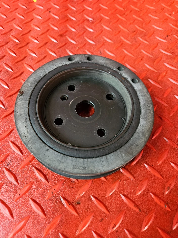 Equilibrador armónico 2003-2008 para Volvo S60 S40 S70 S80 XC90 30731039 2,5 L OEM Foto 1 de 4