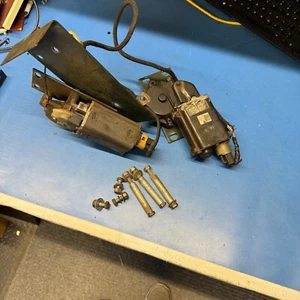 Bolens Model 1948 Snow Thrower Chute Motor Set (2) 1737508 Motors - Picture 1 of 5