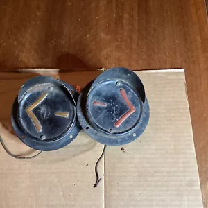 1940'S-1950'S VINTAGE ARROW SAFETY TURN SIGNALS, SINGLE SIDED Mt Holly, NJ - Picture 1 of 5