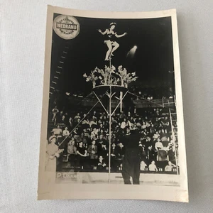 Circus Performer Acrobat Unicycle Balancing Act Photo Photograph Cirque Medrano - Picture 1 of 11