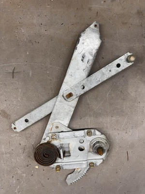 1961-1964 Chevy Impala 4 Door Rear Window Regulator Bonneville Electra Catalina - Image 1 of 4