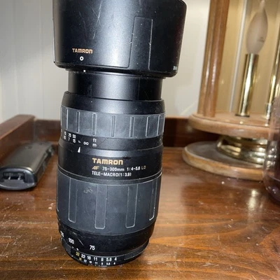 Tamron AF 75-300mm 1:4-5.6 LD Tele Macro Lens - Image 1 of 2