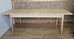 Newton Light Natural Solid Oak Wooden 6-8 Seater Extending Dining Table - Picture 1 of 11