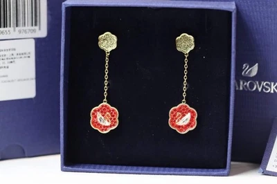 Lote de brincos de flor de cisne vermelho Swarovski - Imagem 1 de 3