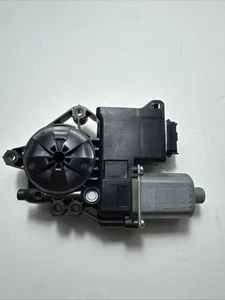 2015 - 2020 Hyundai Genesis G80 Front Left Side Window Regulator Motor OEM - Picture 1 of 13