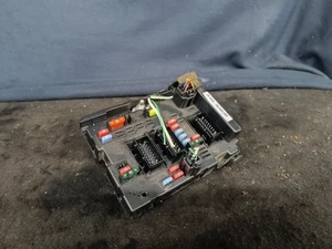 Unidad de control BSM caja de fusibles 9657608780 / 9674290080 Peugeot 206+ - Imagen 1 de 3