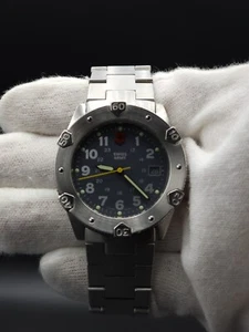 SWISS ARMY WATCH LANCER 200 DIVER - Picture 1 of 17