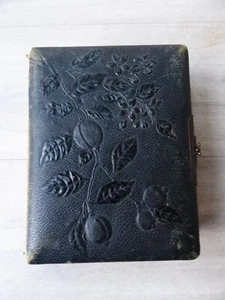 Antique Victorian Photo Album with 17 Photos (1 x Military) Speight, Kettering - Picture 1 of 18