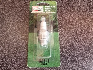 CHAMPION SPARK PLUG J19LM #861-1 Replaces RJ19LM B2 B2LM B4LM B4LMBL1 FREE SHIP - Picture 1 of 2