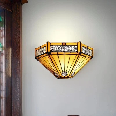 TIFFANY STYLE HANDCRAFTED GLASS WALL LIGHT WALL FIXING INCLUDED UK - Image 1 of 4