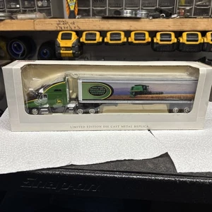 1/64 SpecCast Kenworth T2000 John Deere Semi Truck DieCast - Picture 1 of 5
