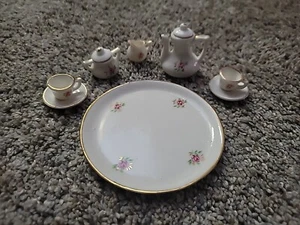 Set da tè 10 pezzi vintage in miniatura porcellana modello rosa. - Foto 1 di 5