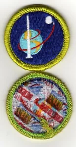"Insignia de mérito de exploración espacial, tipo J ""cosas exploradoras"" trasera (2002-10), ¡como nueva! - Imagen 1 de 1