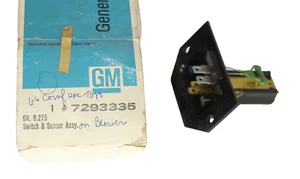 OE 1966 Oldsmobile Air Conditioning Temperature Control Sensor ~ 7293335 - Picture 1 of 3
