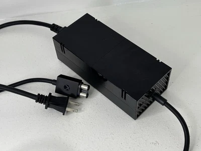 Adaptador de CA de ladrillo y cable fuente de alimentación original oficial para Microsoft Xbox One Foto 1 de 3