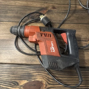Hilti TE 5 Corded Electric 1/2" Rotary Hammer Drill-For Parts Or Repair- - Picture 1 of 5