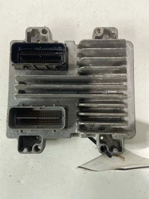 Used Engine Control Module (ECM) fits: 2012 Chevrolet Express 2500 van Electroni - Imagem 1 de 4