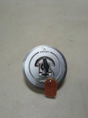 Honda CBF 125 M Fuel Cap Tank Petrol Filler Cap Lock (2009 - 2015) - Image 1 of 4