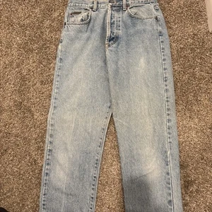 VINTAGE Calvin Klein Mom Jeans Womens 7 Blue Relaxed Light Button Fly USA 90s - Picture 1 of 6