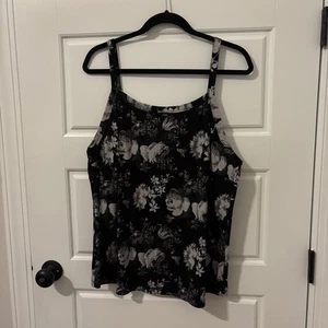 Lularoe Essential Cami Retail $32 - XL - Item#469 - Picture 1 of 7