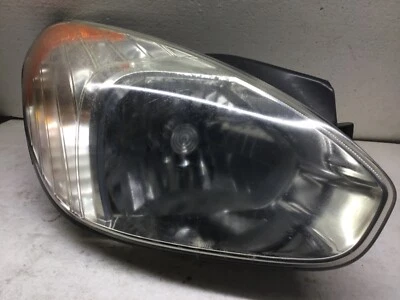 Faro halógeno pasajero derecho Hyundai Accent 2006-2011 sedán Foto 1 de 3