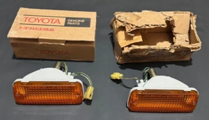Toyota Hilux Pickup 1980 Front Bumper Lights Amber NOS JDM New - Picture 1 of 8