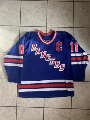 Camiseta Vintage Anos 90 NHL New York Rangers Messier 11 - Imagem 1 de 4