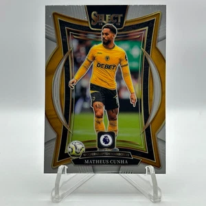 2024-25 Panini Select Premier League MATHEUS CUNHA #26 Terrazza - Wolverhampton - Foto 1 di 3