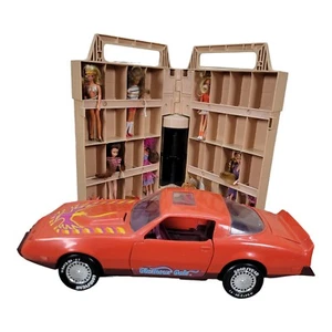 GLAMOUR GALS Firebird Car Showplace Case Kenner 1981 6 Dolls Accessories Vintage - Picture 1 of 23