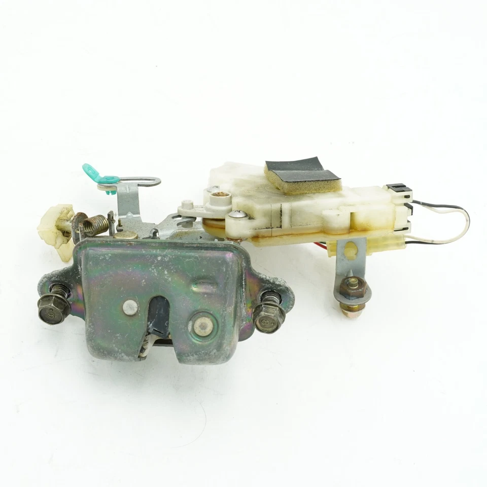 2002 2003 Subaru Impreza Outback Wagon OEM Trunk Latch Lid Lock 63032FE000 3886 - Image 1 of 3
